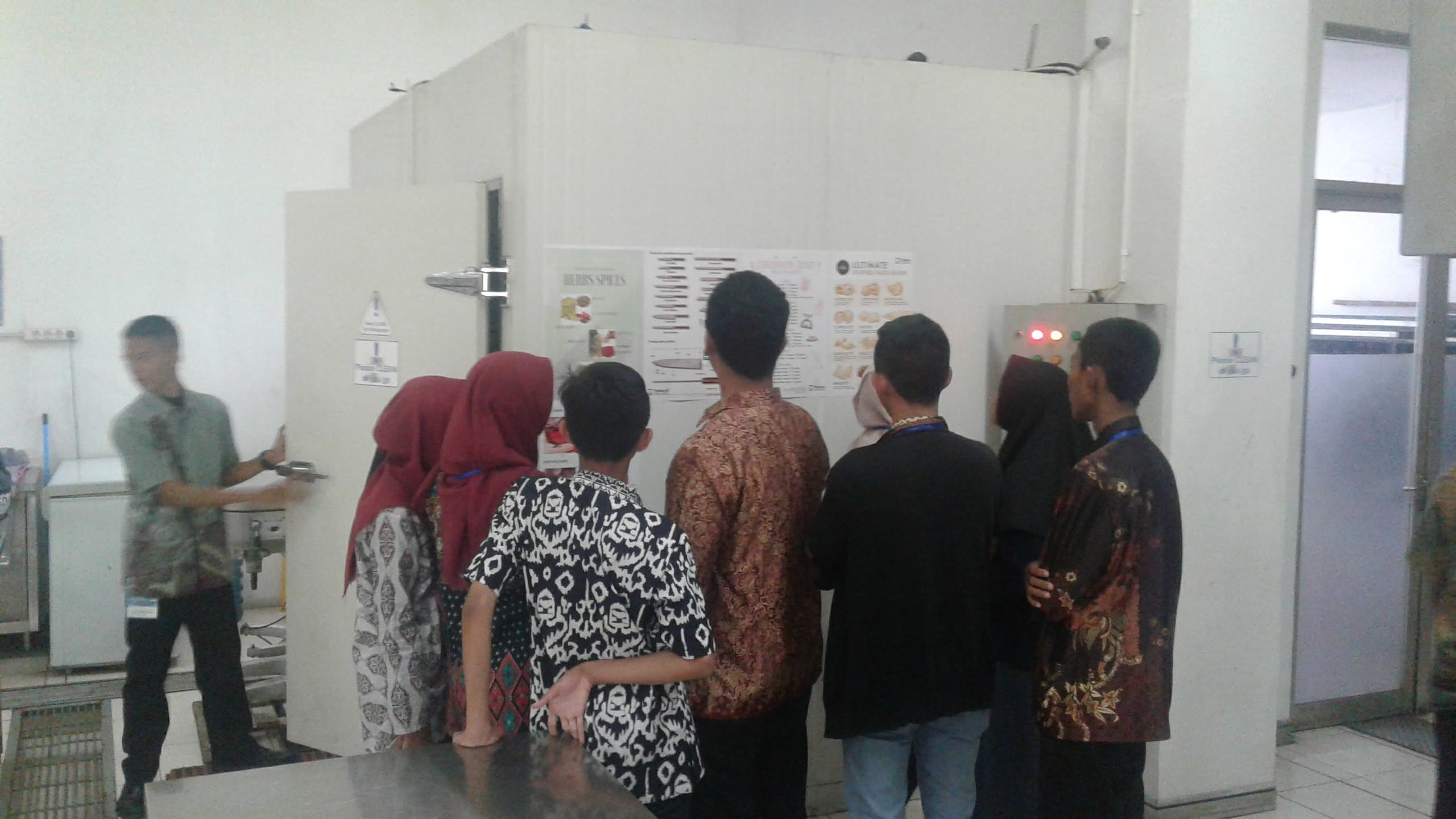 Kunjungan Perwakilan OSIS SMA dan setara se-Jawa Barat ke Lab Kitchen pada rangkaian acara School of Millenia Leaders (SOIL)