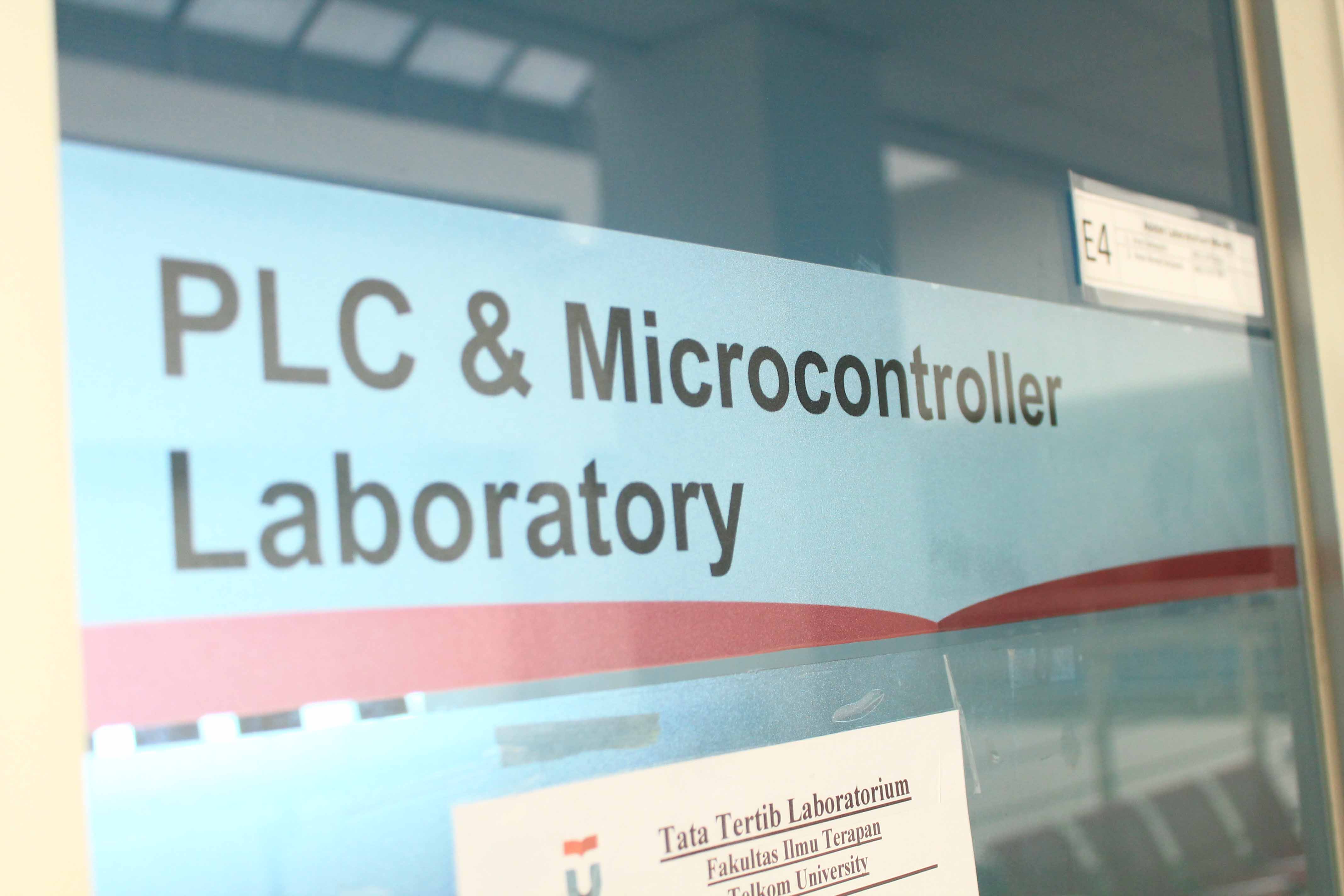 Mengenal Lebih Dekat Laboratorium MikroPLC